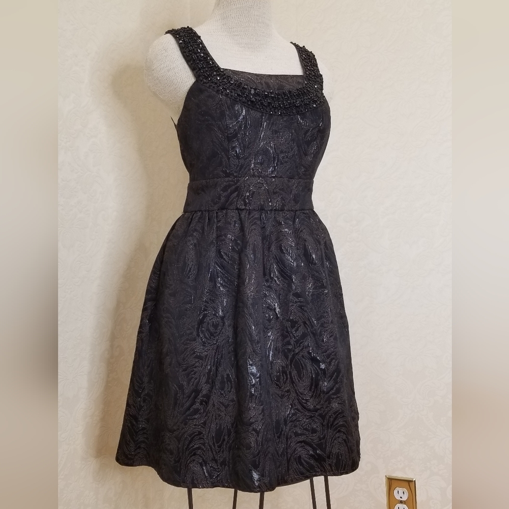 DECODE 1.8 DRESS